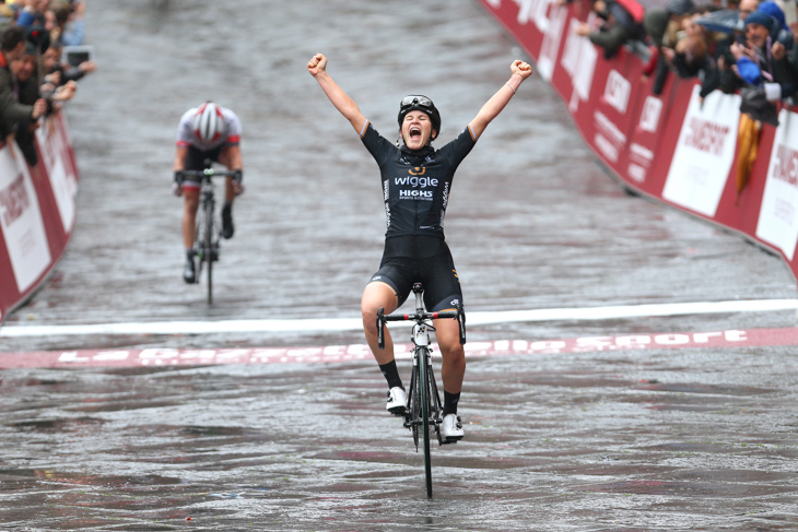 2017年に女子レースを制したエリーザ・ロンゴボルギーニ（イタリア、ウィグル・ハイファイブ）