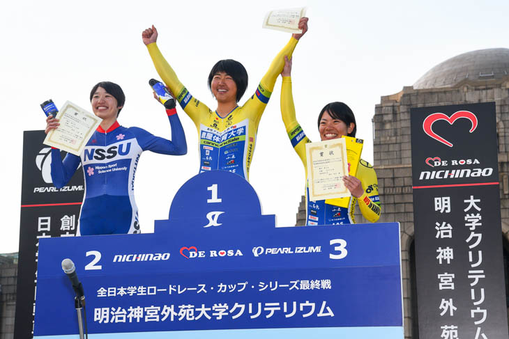 女子 表彰