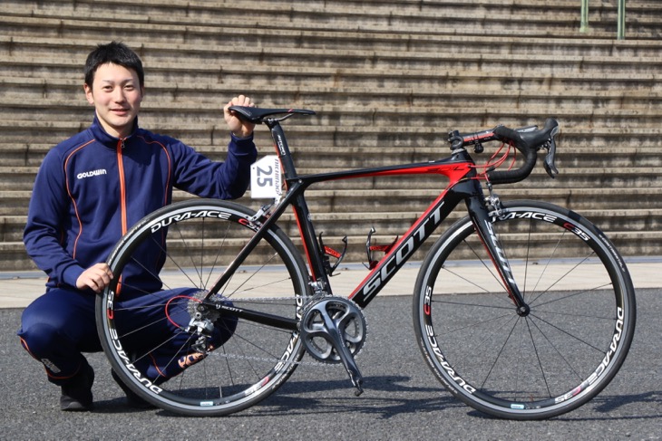 荒井佑太(法政大学3年) スコット Foil 20