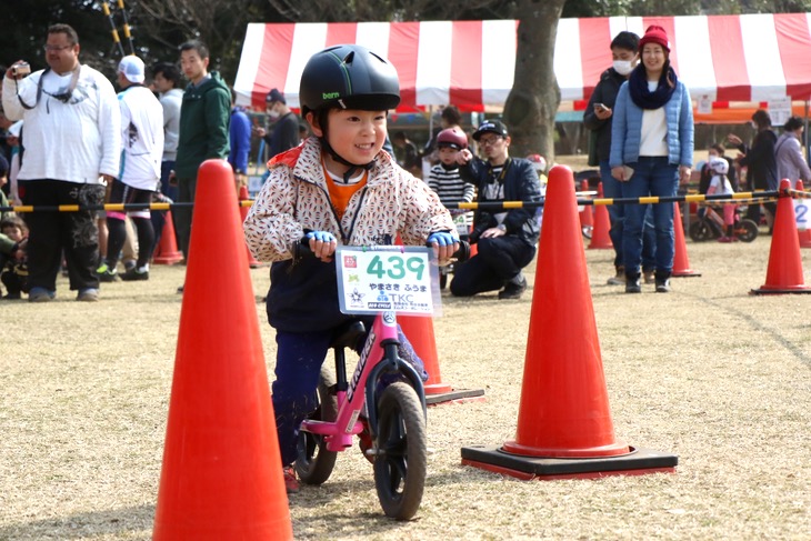宇都宮クリテリウムではストライダーレースも併催されていた。未来の選手は誰かな?