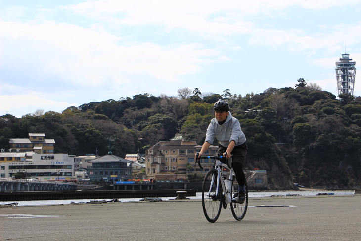 江ノ島をひと目見てから、本格的にサイクリングがはじまる