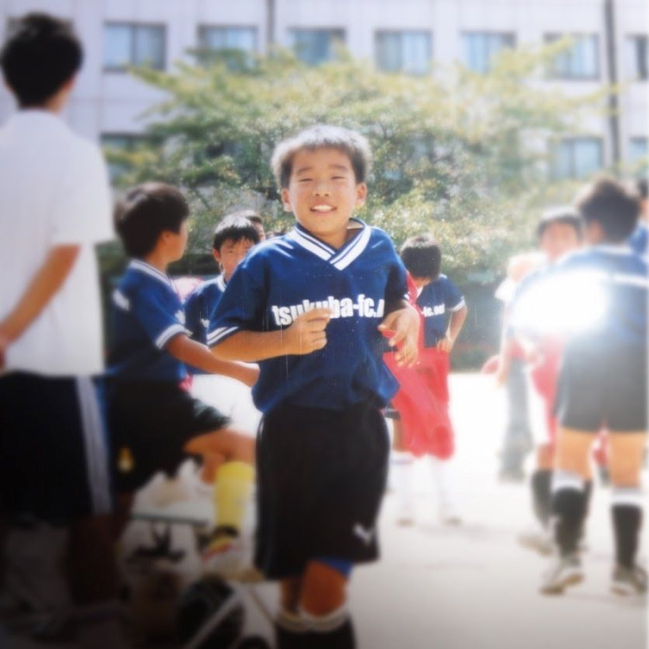 小学3年生まではサッカーに明け暮れていた
