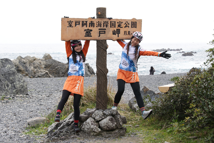 室戸岬に到着。距離をこなした達成感が湧いてくるだろう