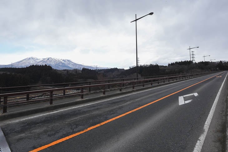 左に那須岳が見えると残り2km