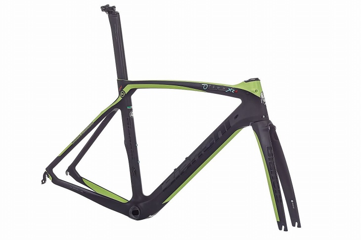 OLTRE XR4（BLACK MATT/BLACK MAMBA GLOSSY）