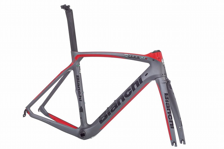 OLTRE XR4（GRAPHITE MATT/BLACK VIVID RED GLOSSY）