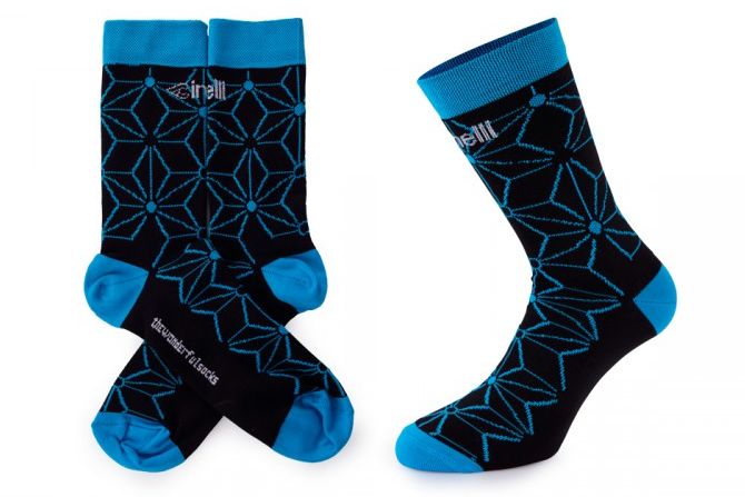 チネリ BLUE ICE SOCKS