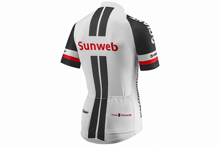 ジャイアント TEAM SUNWEB REPLICA SS JERSEY（背面）