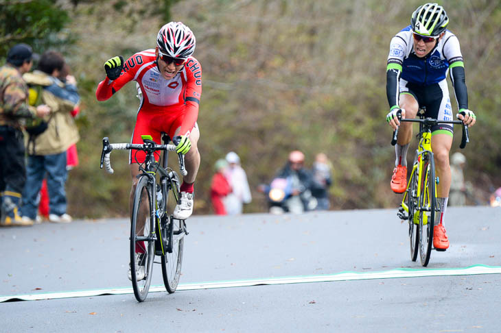 A U 尾形尚彦 中央大学 がわずかに先着して優勝 Cyclowired