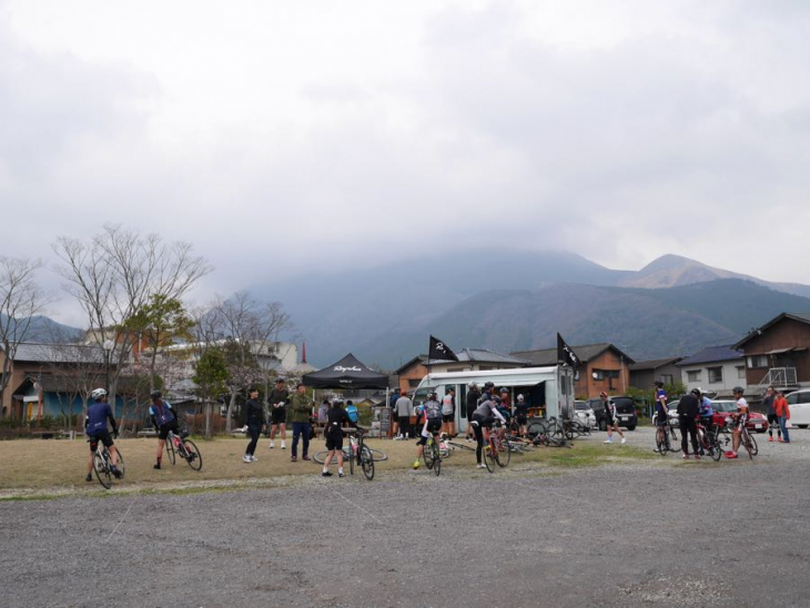 4月9日（日）大分県湯布院　大地の偉大さを感じる由布岳