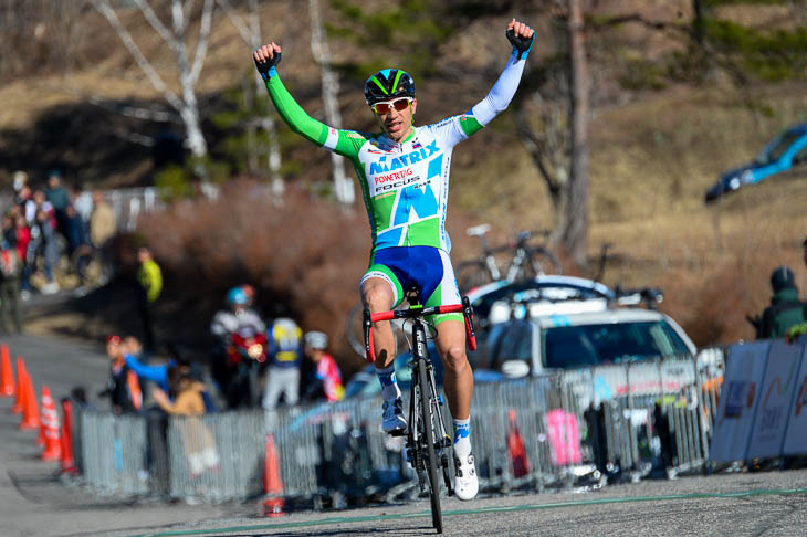 2周を逃げ切って優勝したホセ・ビセンテ(マトリックスパワータグ)