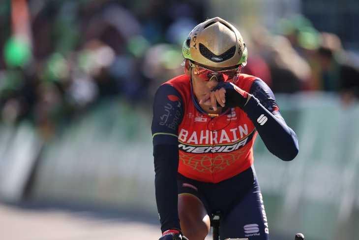 トップから5分40秒後に山頂にたどり着いた新城幸也(バーレーン・メリダ)