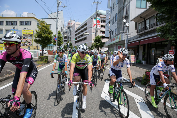 新宮市内をパレード