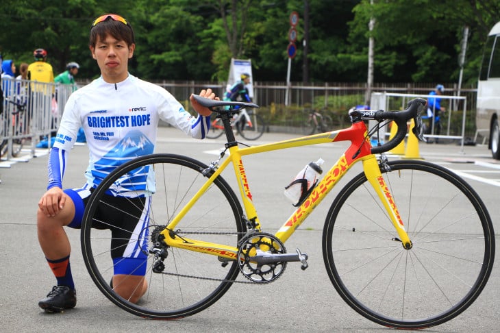 6位 嘉瀬峻介さん (山形大学トライアスロン部) トンプソン SIRIUS SL
