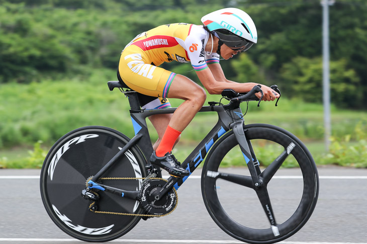 女子エリート　3位	唐見実世子（弱虫ペダルサイクリングチーム）