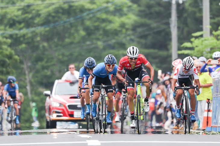 2位争いは別府史之(トレックセガフレード)が制する