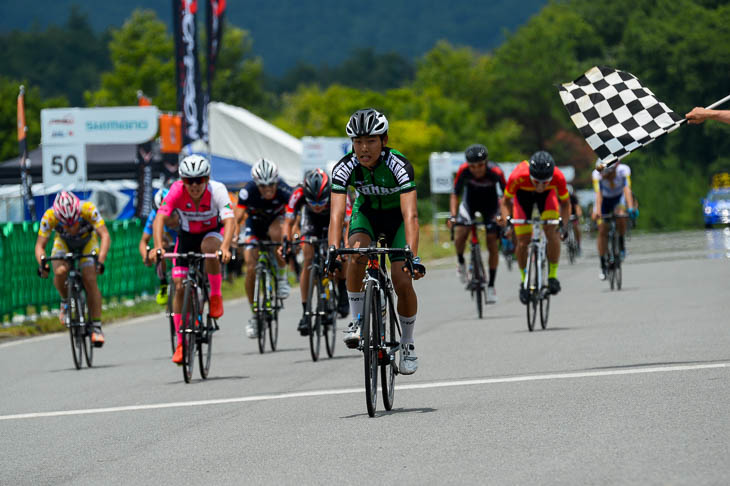 E3　北宅柊麻（松山城南高等学校自転車競技部）が優勝