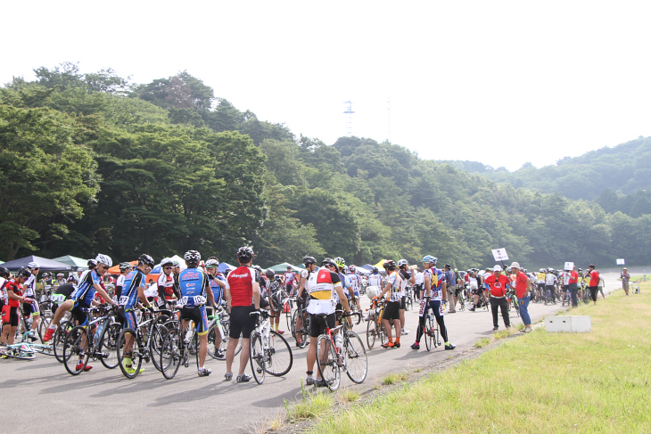 試走はライダー全員に参加が義務付けられている