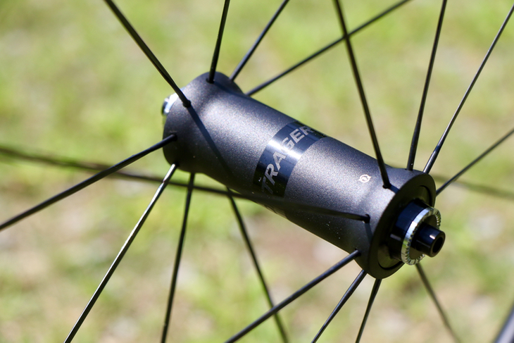 期間限定特価 bontrager Bikes Aeolus PRO3 TLR TLR カーボン