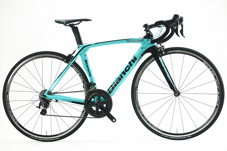 ビアンキ OLTRE XR3 カウンターヴェイルを搭載した同社初のミドル ...