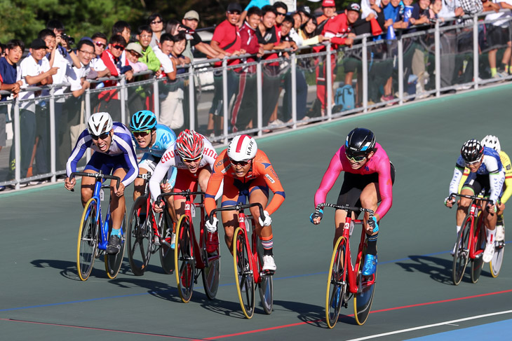 男子スクラッチ　近藤翔馬（法政大）が競り勝つ