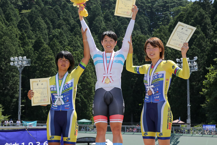 女子3kmインディヴィデュアルパーシュート 表彰
