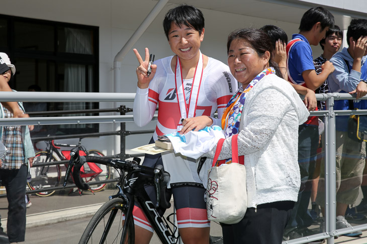 女子3kmインディヴィデュアルパーシュート 優勝の梶原悠未(筑波大)