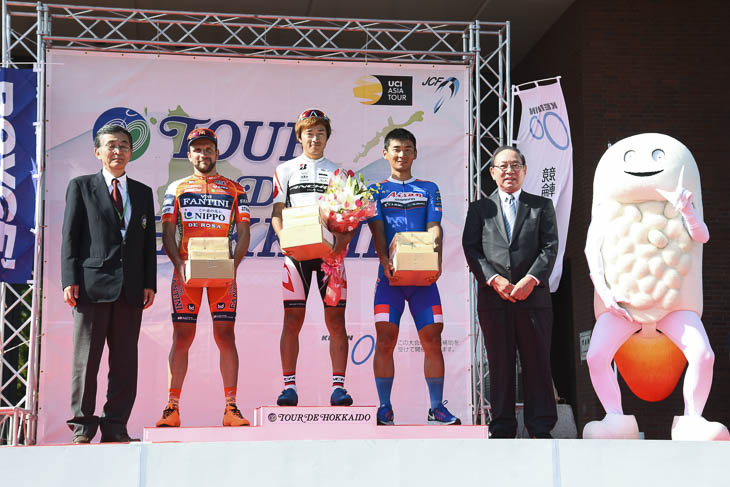 第1ステージ表彰 上位3名