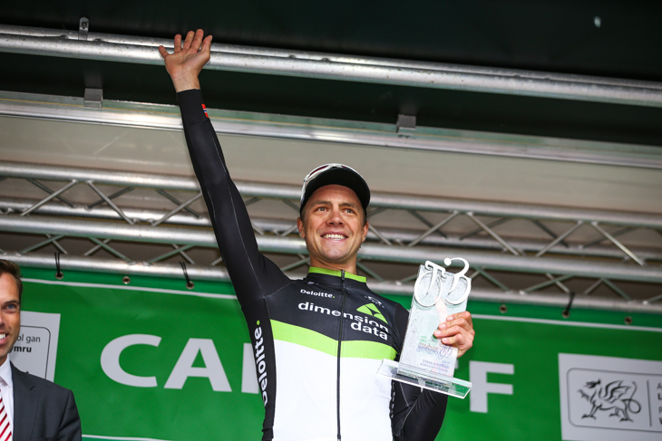ようやくステージ優勝を手にし、総合2位に浮上したエドヴァルド・ボアッソンハーゲン(ノルウェー、ディメンションデータ)