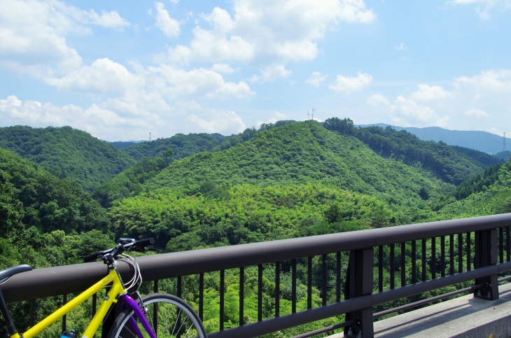 これぞ「やまなみ」！　山が並んでいる風景に山陰らしさを感じる