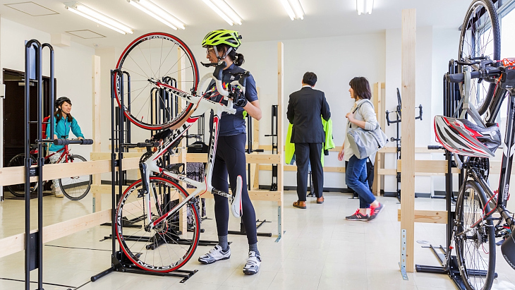 スポーツバイク専門の駐輪場を展開する「ヴェロスタ」