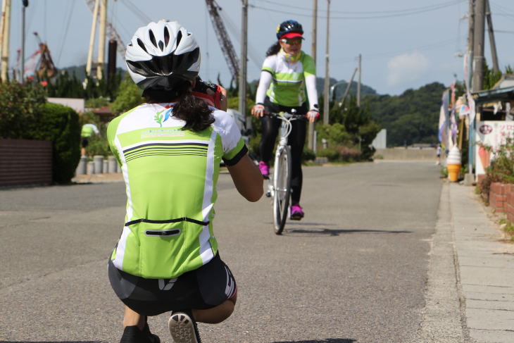 台湾からも自転車メディアが帯同しており、実走取材を行っていた