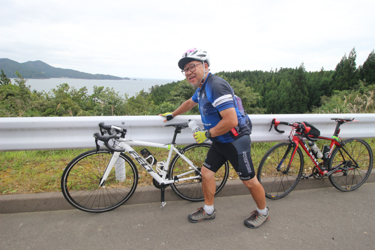 自転車初心者のスバルの岡田取締役は脚の痙攣で大変な状況に