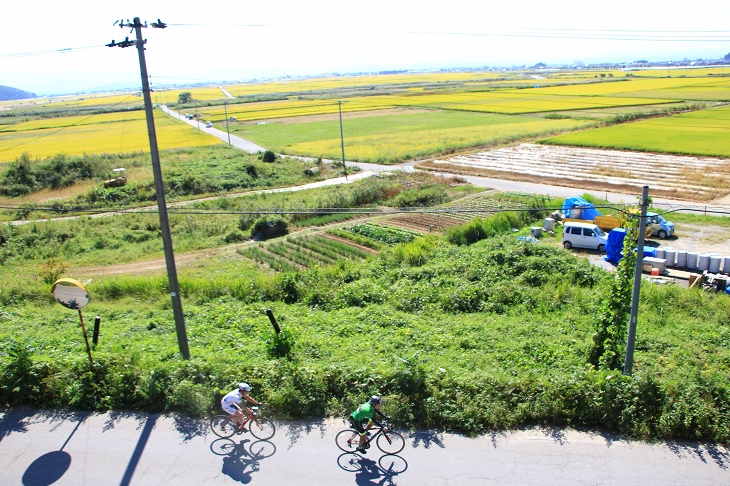 赤湯温泉方面へひた走る