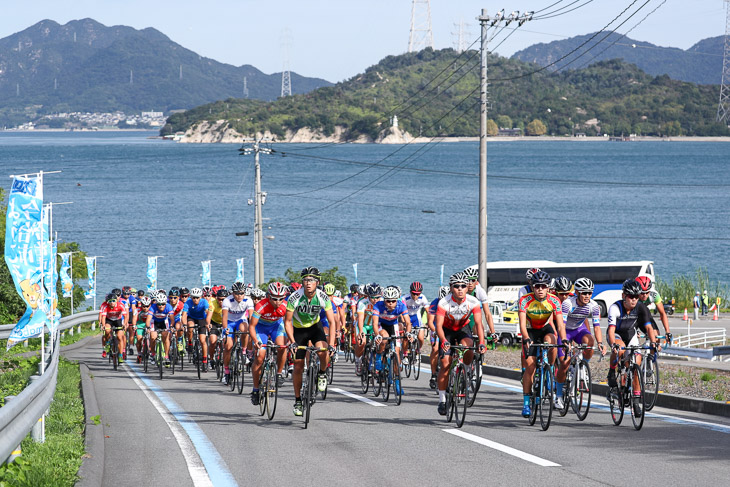 少年男子1周目、瀬戸内海の島々が美しい