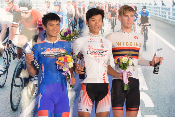 新人賞を獲得した小野寺玲(日本ナショナルチーム)と、同3位の岡本隼(愛三工業レーシング)