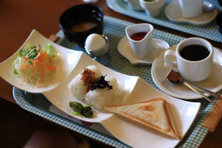 高知県で育まれてきたモーニング文化。味噌汁付きがスタンダードだ