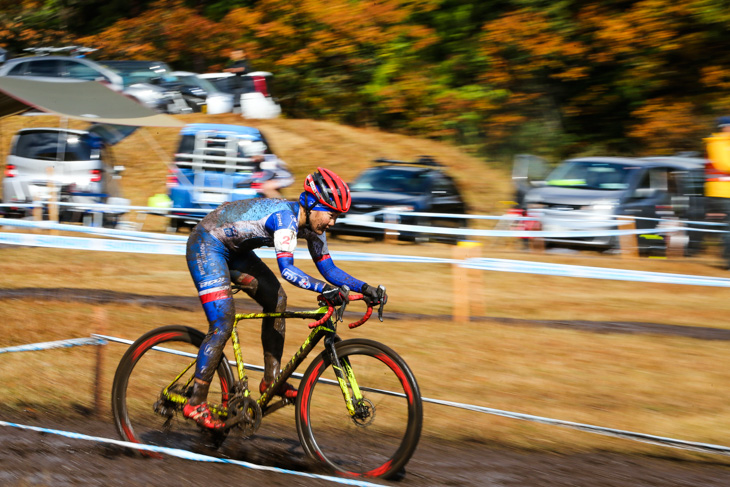 CL1　単独先頭に立った與那嶺恵理（FDJ Nouvelle Aquitaine Futuroscope）