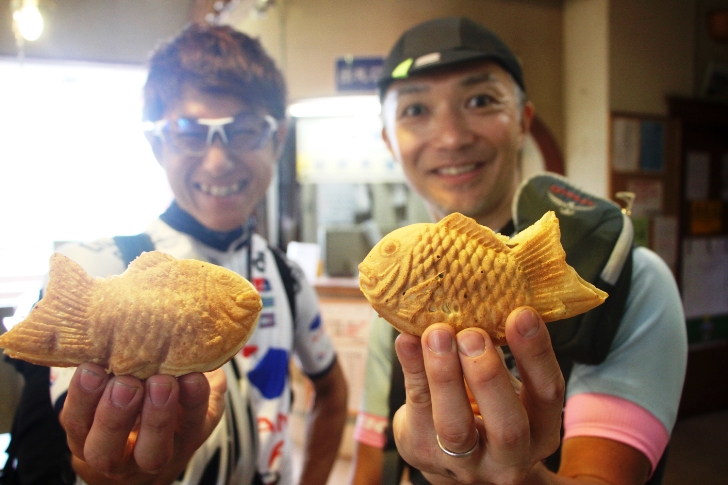 観音駅から移転してリニューアルオープンした犬吠駅のたい焼きも外せない！