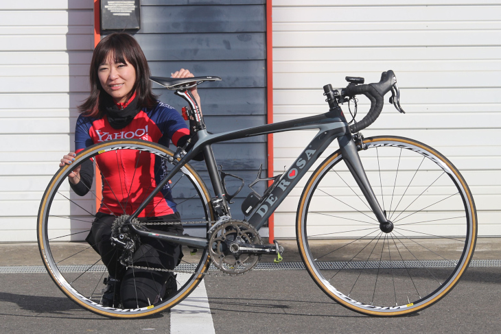 鈴置菜津女さん（ヤフー自転車競技部）デローザ R838