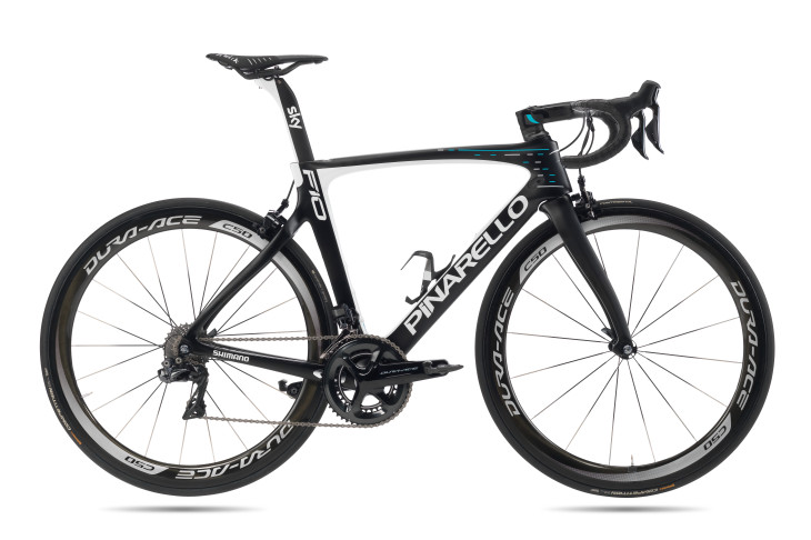 ピナレロ DOGMA F10（TEAM SKY 2018、画像スペックは市販完成車とは異なります）