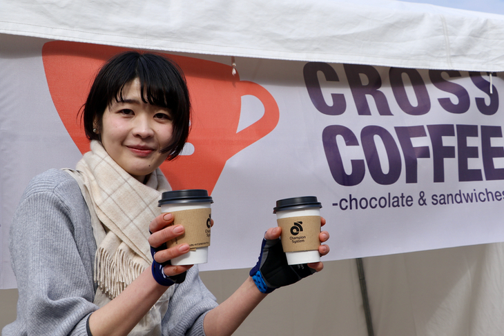 矢野口にオープンしたCROSS COFFEEも出店