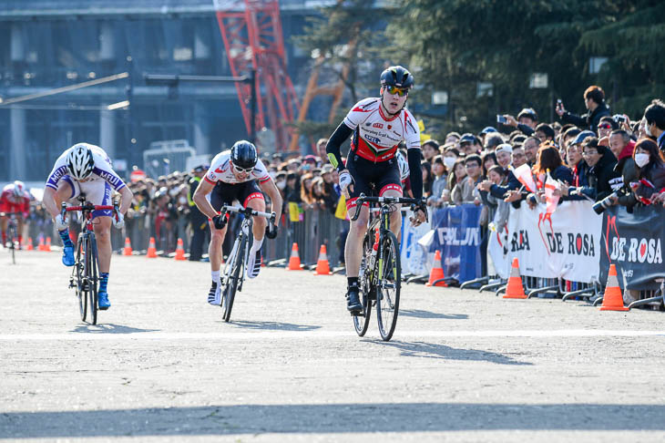 デルク・アベル・ベックリン（Derk Abel Beckringh）が優勝