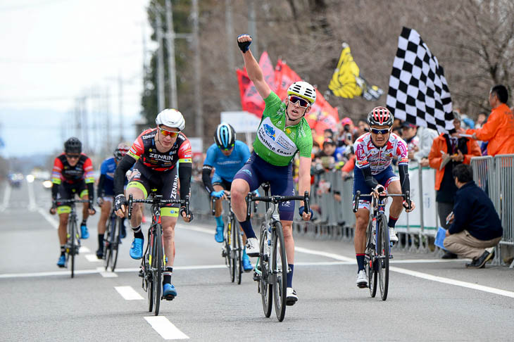 ステージ2勝を挙げてマイケル・ポッター(オーストラリアン・サイクリング・アカデミー)が個人総合優勝したツール・ド・とちぎ