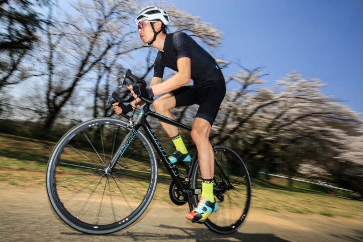 「癖になる高い加速性能とバイクの剛性に反した快適性が特徴」高木友明(アウトドアスペース風魔横浜)