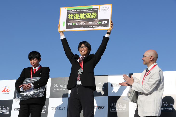 BWC男子は川村誠さんが優勝、イギリスで行われるBWC Finalへの招待券が贈られた