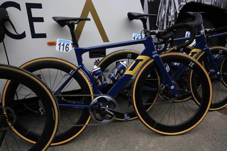 シェーン・アーチボールド(ニュージーランド、アクアブルースポート)の3T STRADA