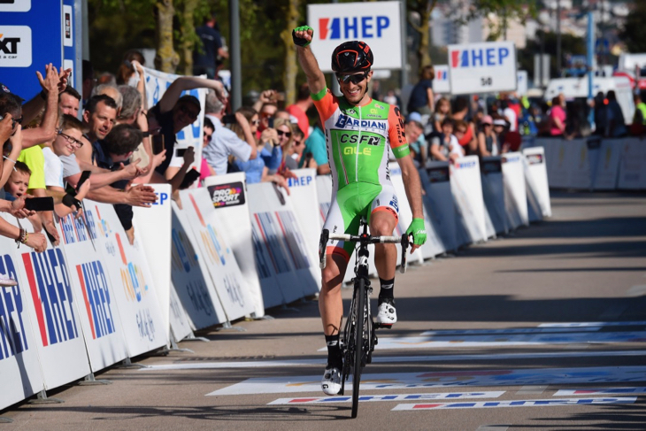 独走勝利を飾ったアレッサンドロ・トネッリ(イタリア、バルディアーニCSF)