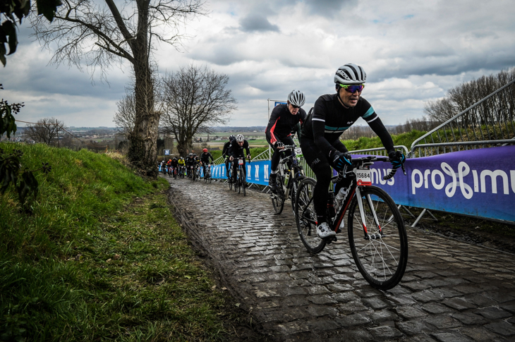 ロンドの市民レース RVV Cycloを走る筆者。写真はコッペンベルグ