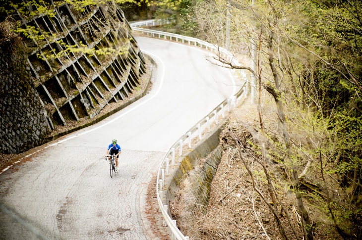 本格的な峠を含む50kmのテストライドでレジェフィットクレストをテストした